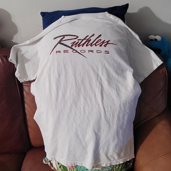 Eazy E Comic Book Rap Tee Shirt - Picture 2 of 3